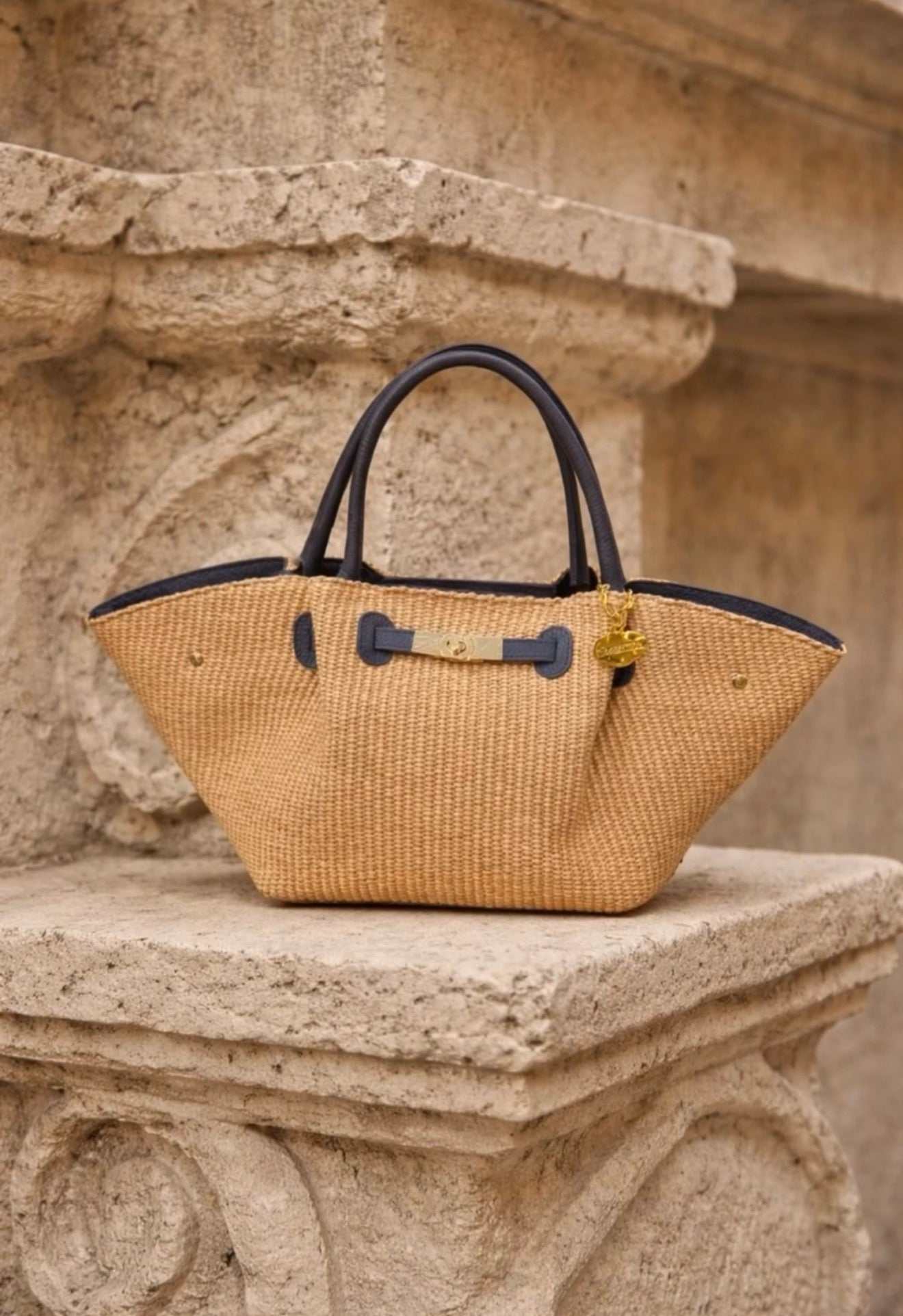 Capri | Bolso de Mano Rafia Chocolate