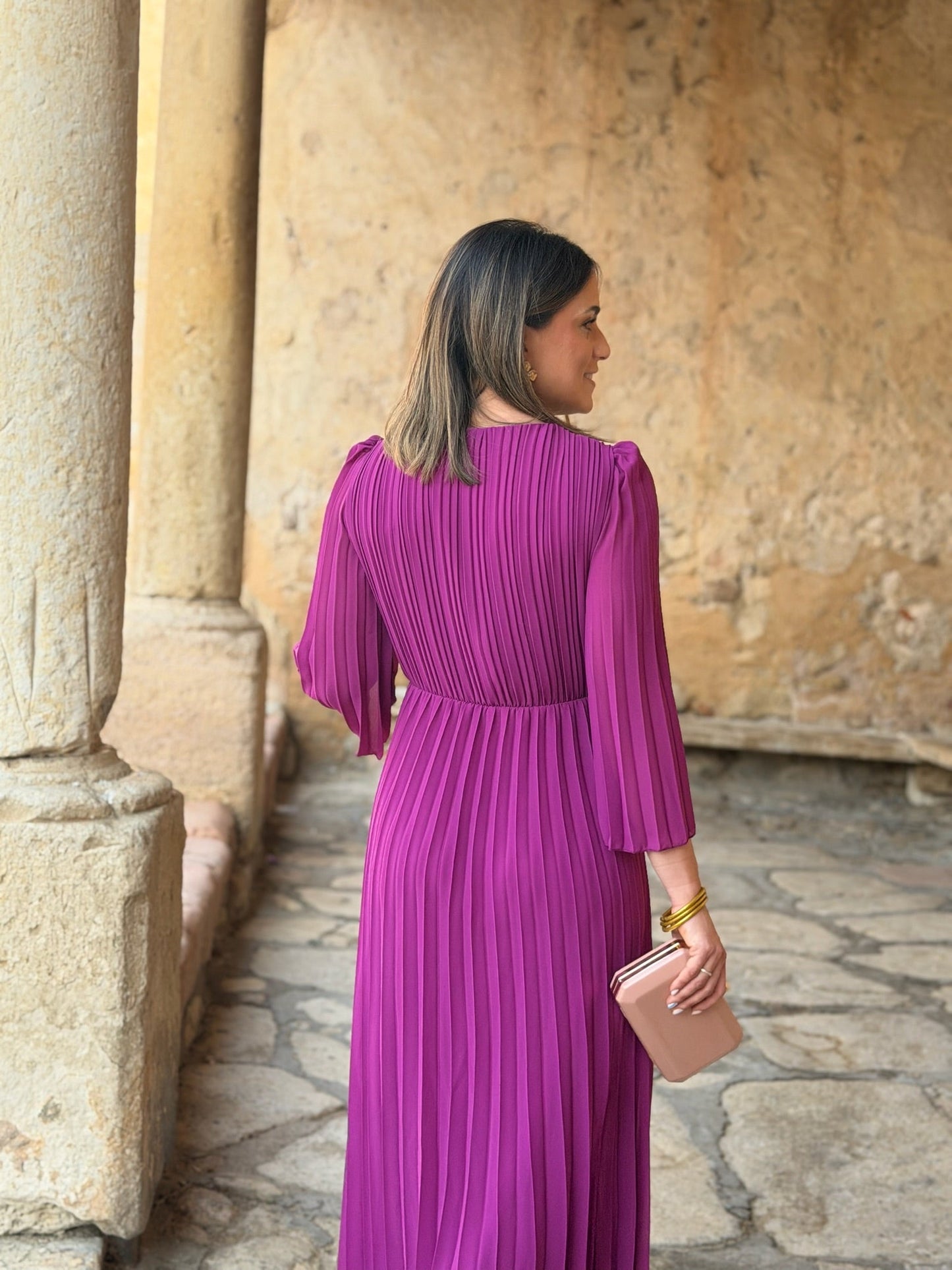 Amara - Vestido Plisado Buganvilla