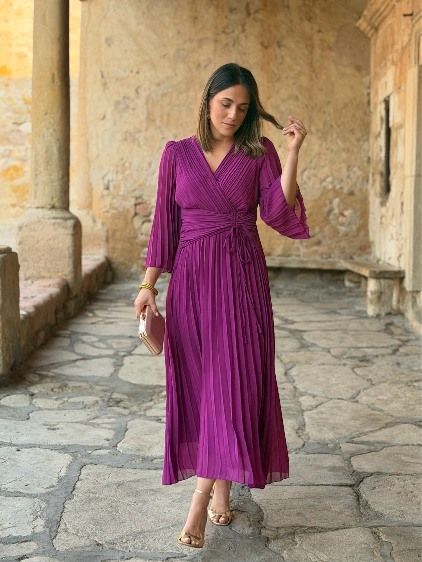 Amara - Vestido Plisado Buganvilla
