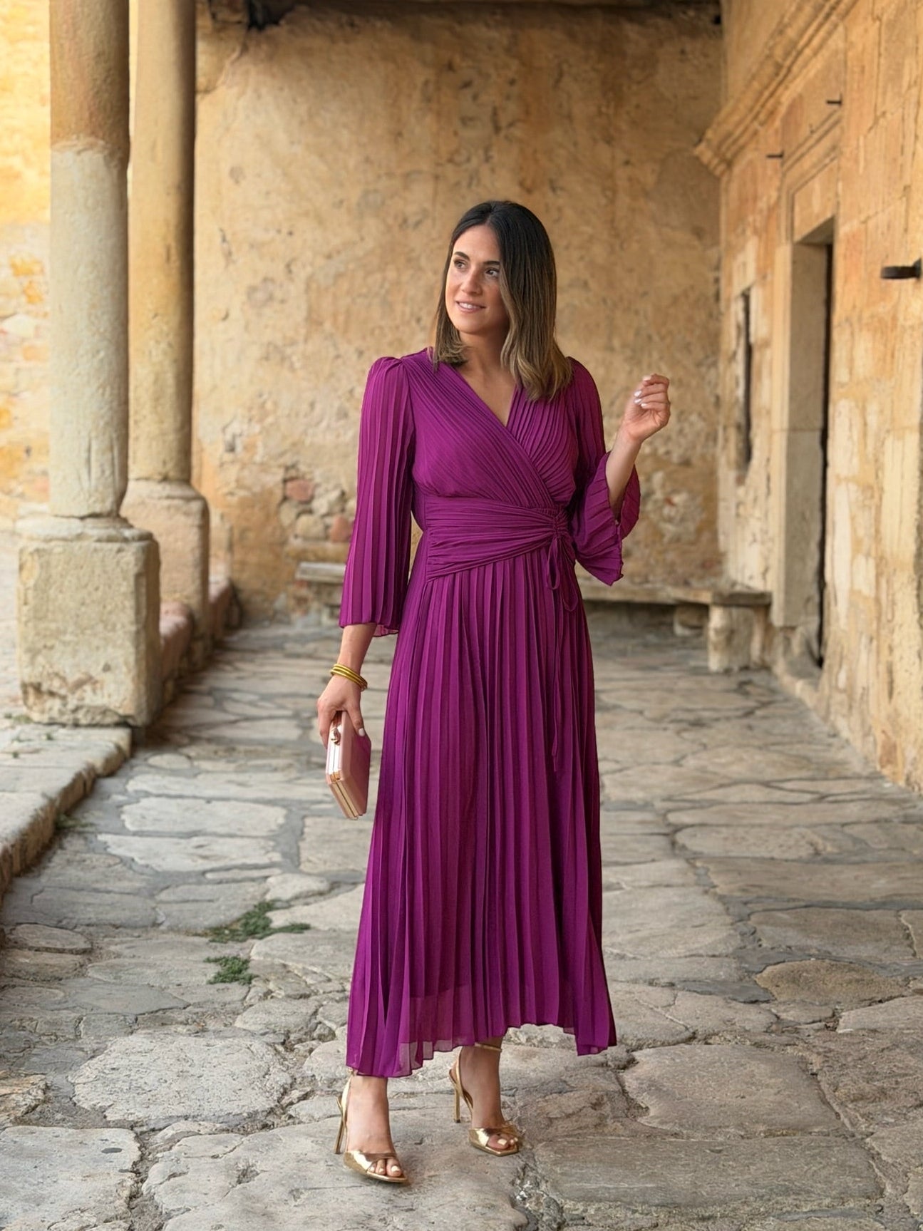 Amara - Vestido Plisado Buganvilla